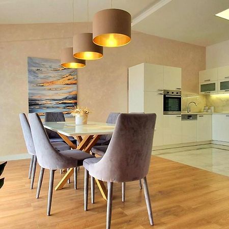Grey House Daire Makarska Dış mekan fotoğraf