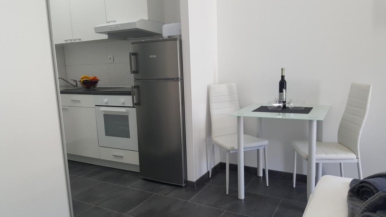 Grey House Daire Makarska Dış mekan fotoğraf