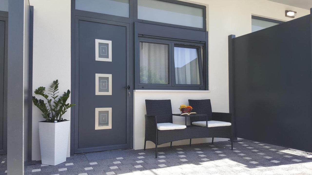 Grey House Daire Makarska Dış mekan fotoğraf