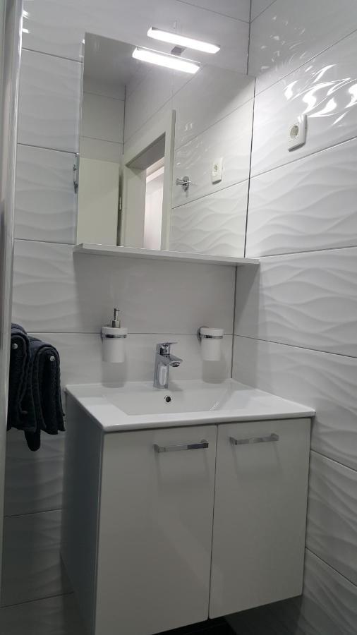 Grey House Daire Makarska Dış mekan fotoğraf