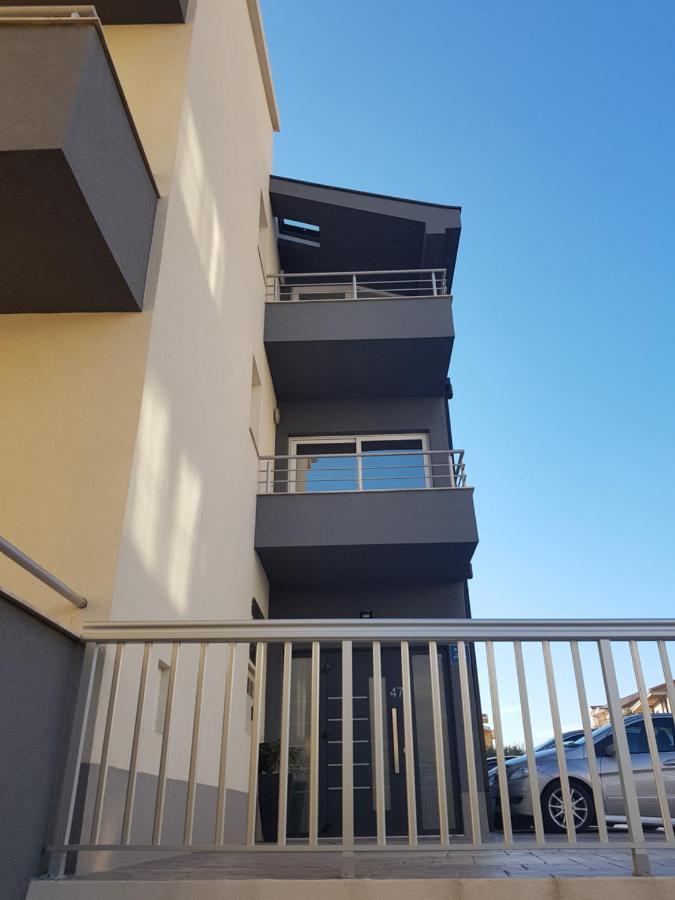 Grey House Daire Makarska Dış mekan fotoğraf