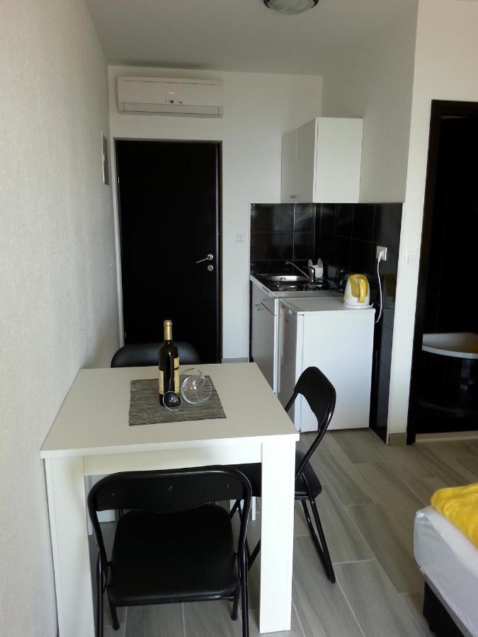 Grey House Daire Makarska Dış mekan fotoğraf