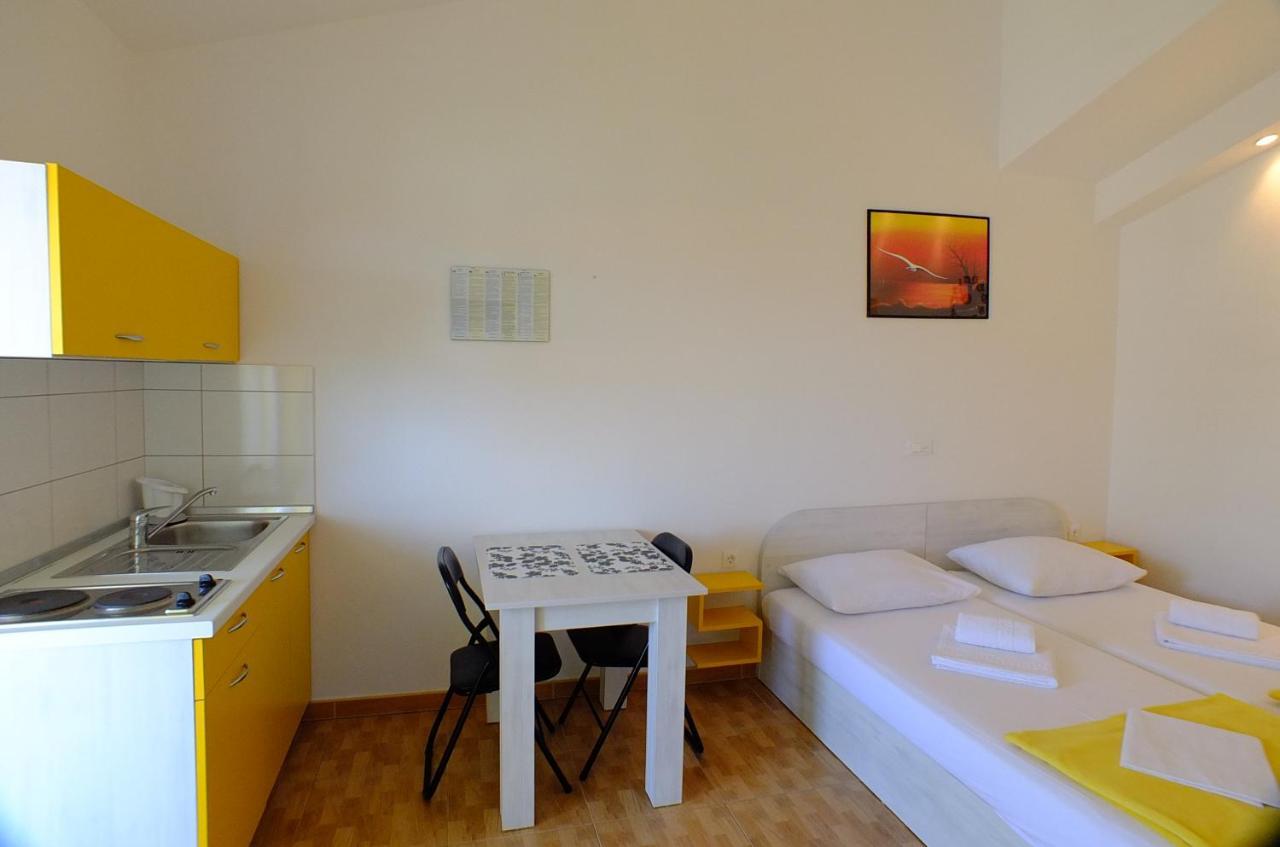 Grey House Daire Makarska Dış mekan fotoğraf