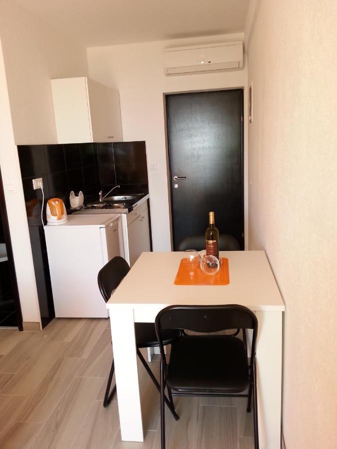 Grey House Daire Makarska Dış mekan fotoğraf