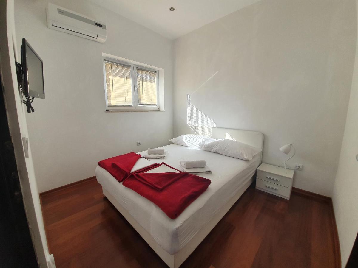Grey House Daire Makarska Dış mekan fotoğraf
