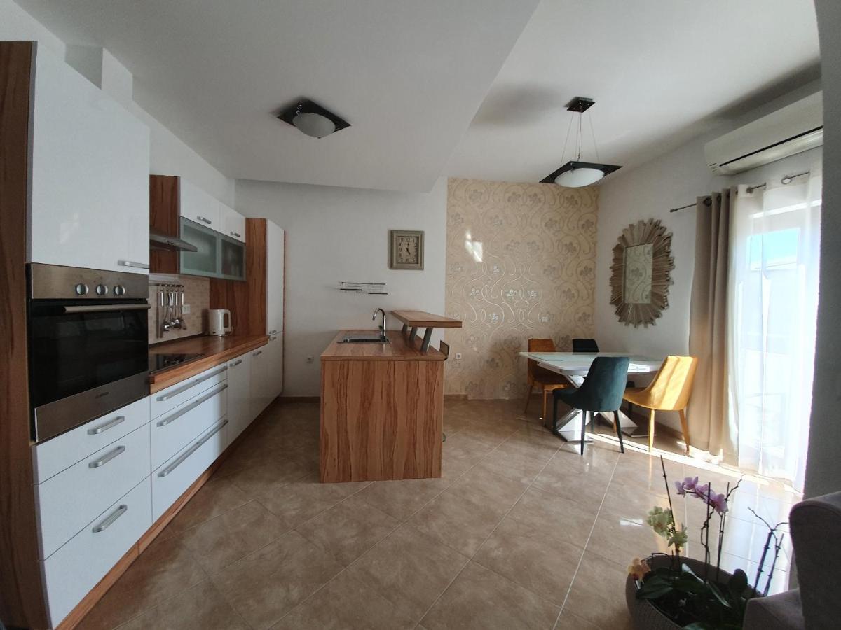 Grey House Daire Makarska Dış mekan fotoğraf