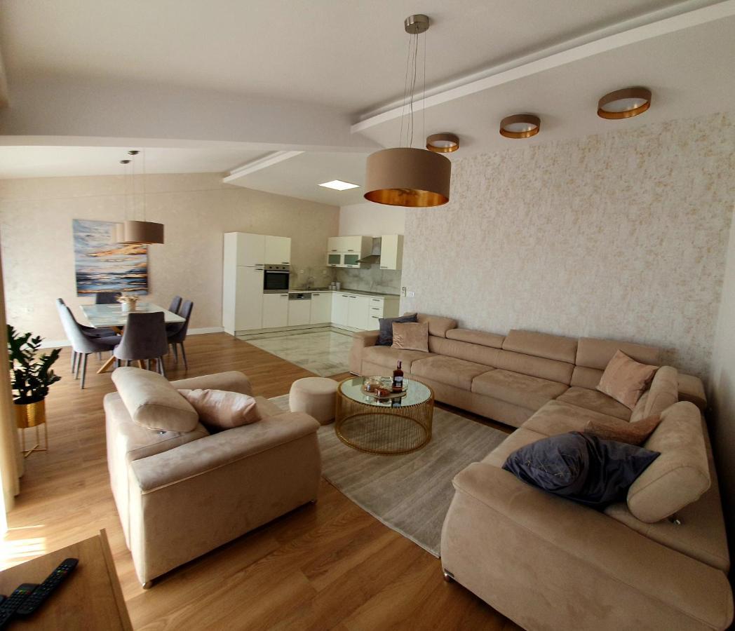 Grey House Daire Makarska Dış mekan fotoğraf
